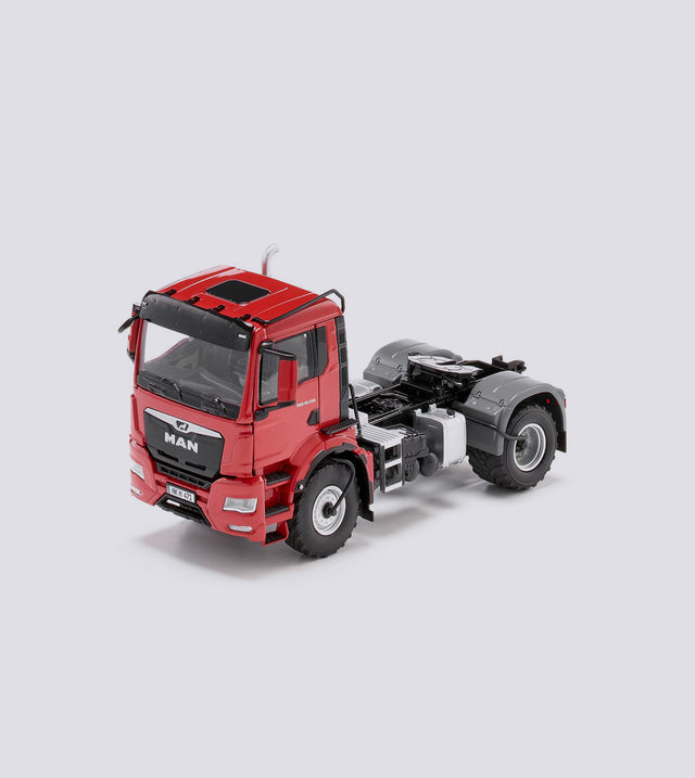 MAN TGS 18.510 4x4 Red (1:32)