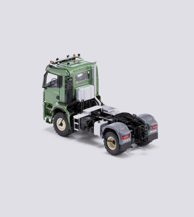 MAN TGS 18.510 4x4 agricultural diesel (1:32)
