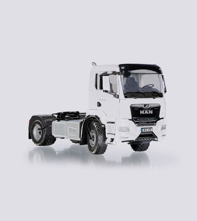 MAN TGS 18.510 4x4 White (1:32)