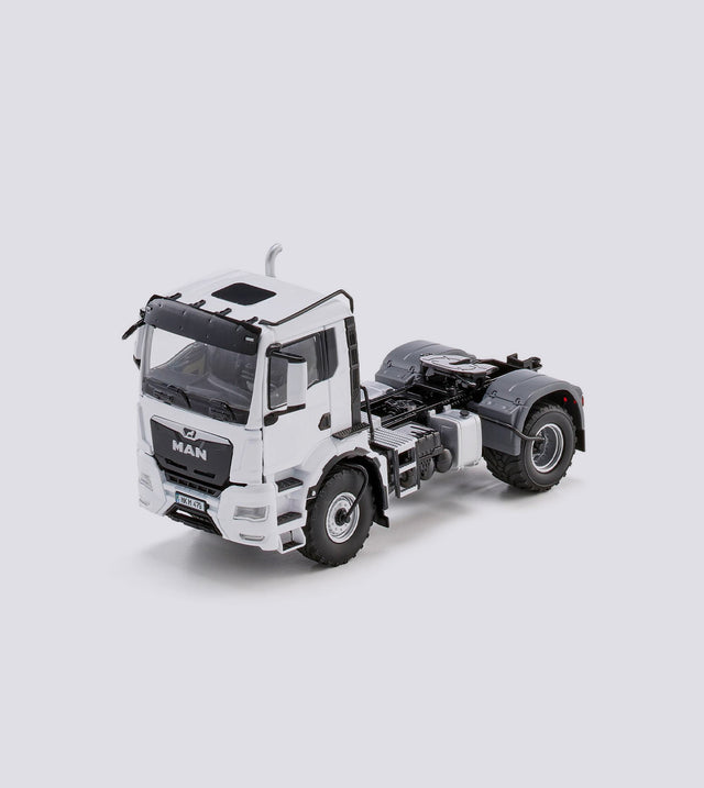 MAN TGS 18.510 4x4 Weiß (1:32)