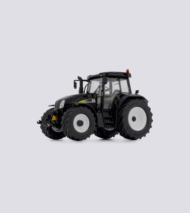 New Holland T7550 Schwarz (1:32)