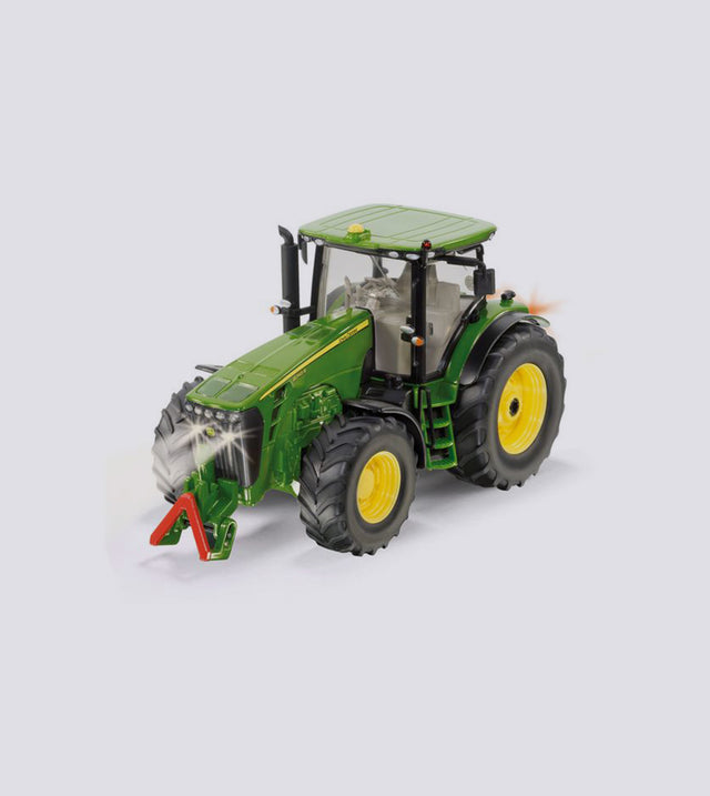 John Deere 8345R with remote control (1:32)