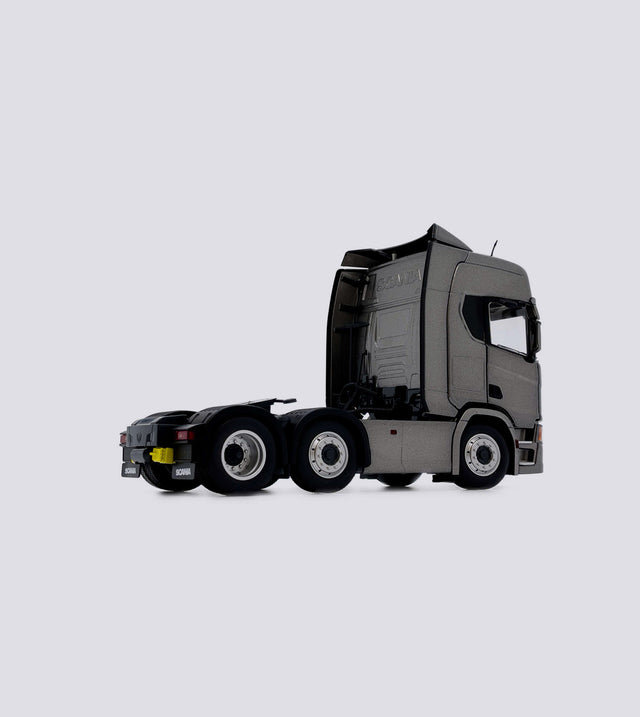 Scania R500 6x2 Dark Gray (1:32)