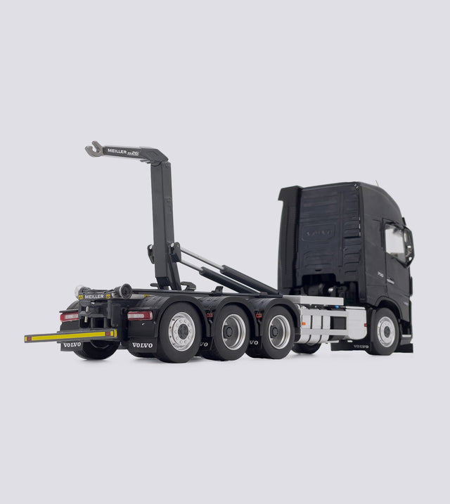 Volvo FH5 with hook lift - color selection (1:32)